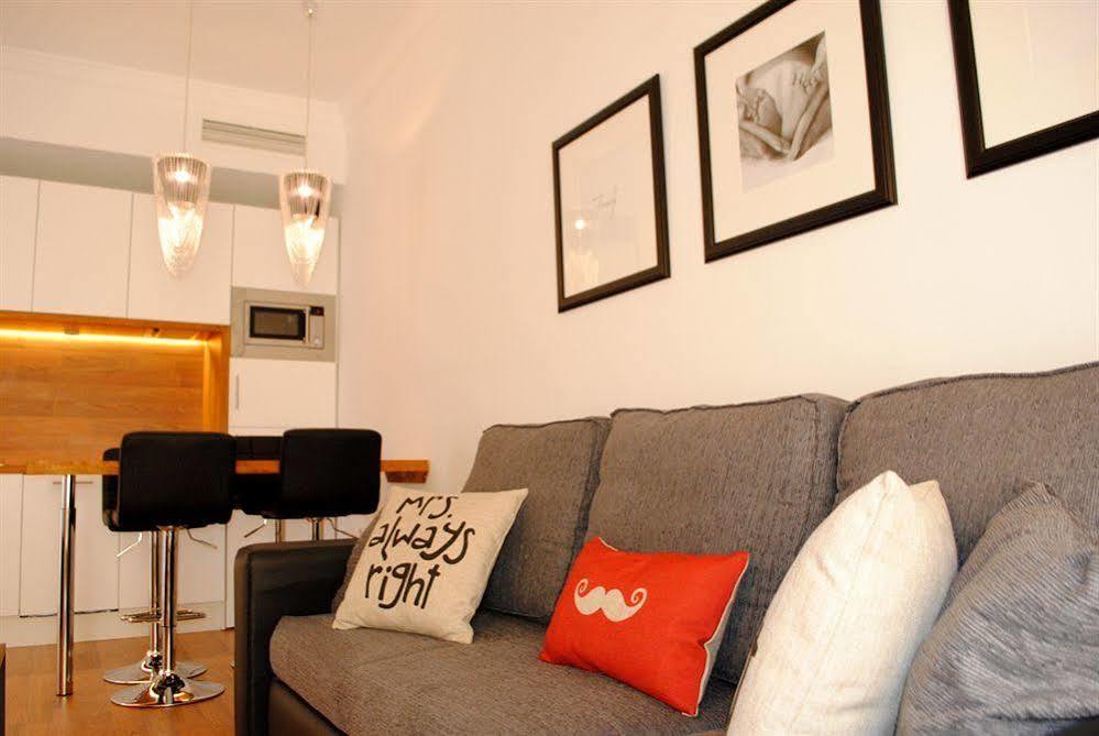 Minimal Rooms Malaga Bagian luar foto
