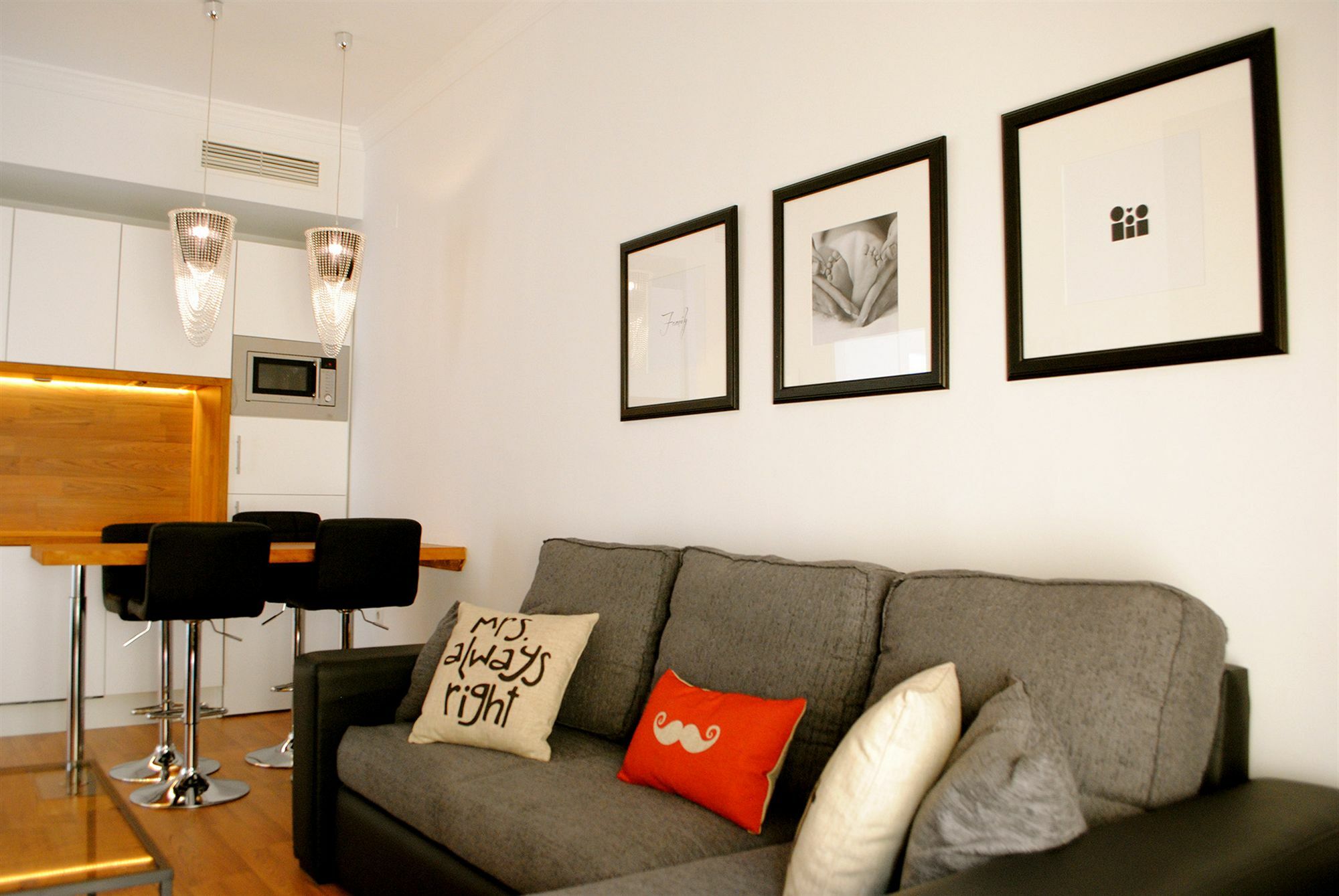 Minimal Rooms Malaga Bagian luar foto